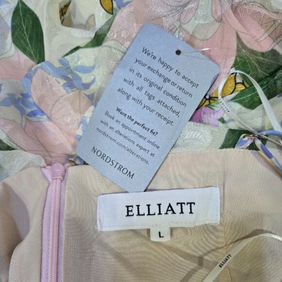 Elliatt Floral Maxi Dress - Multicolor - Picture 9 of 12